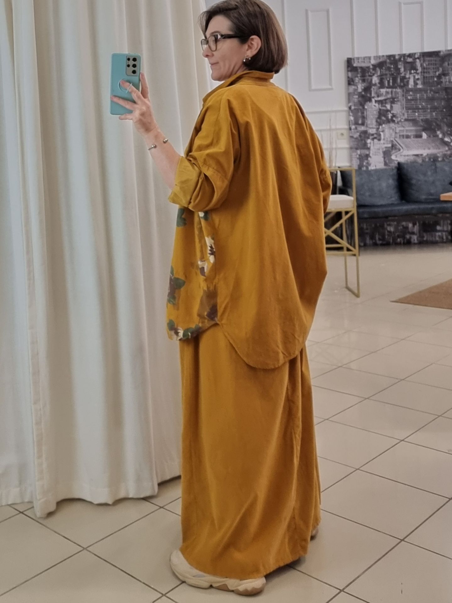 Bol Kesim Kadife Uzun Etek Hardal