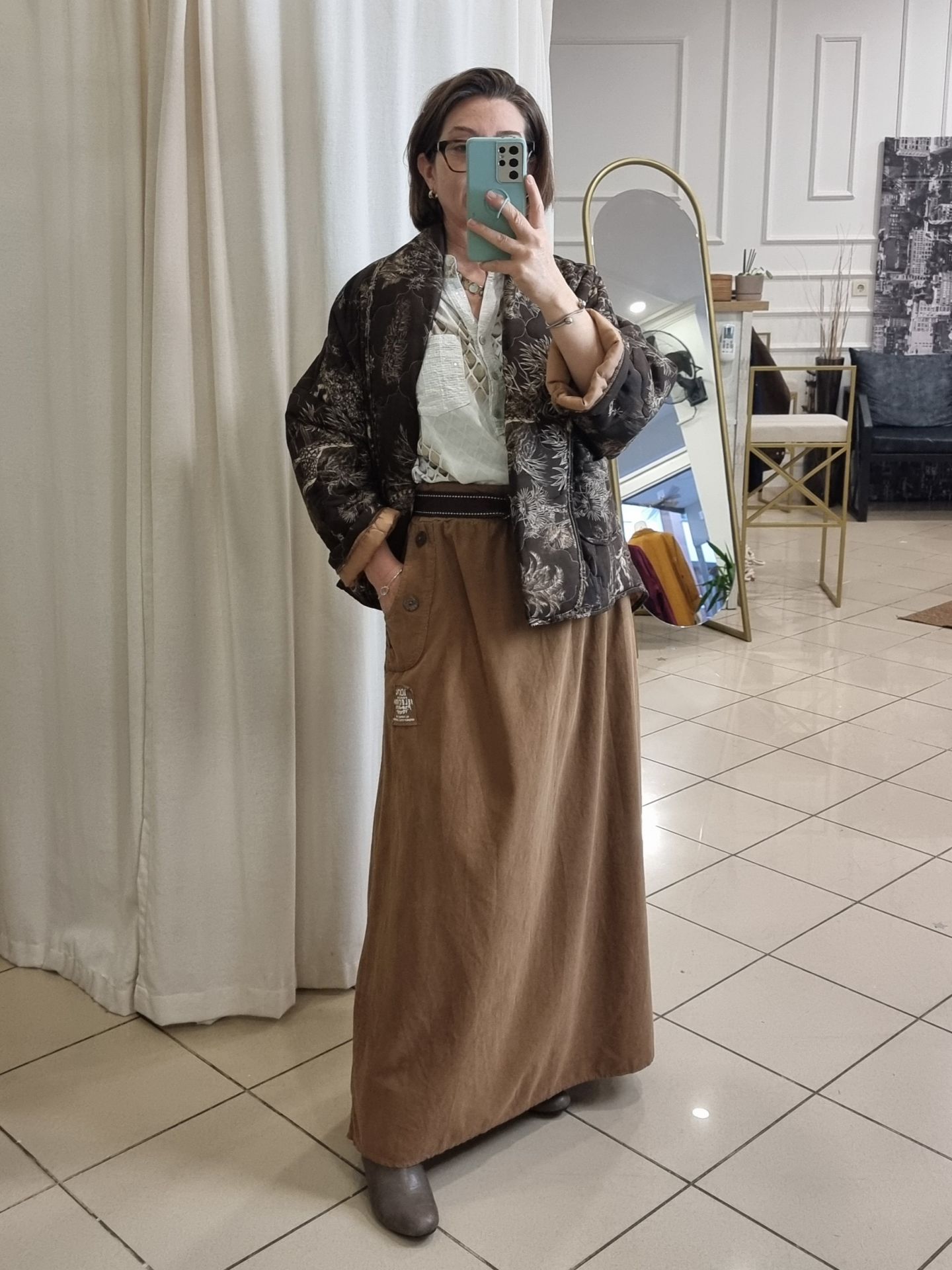 Bol Kesim Kadife Uzun Etek Camel