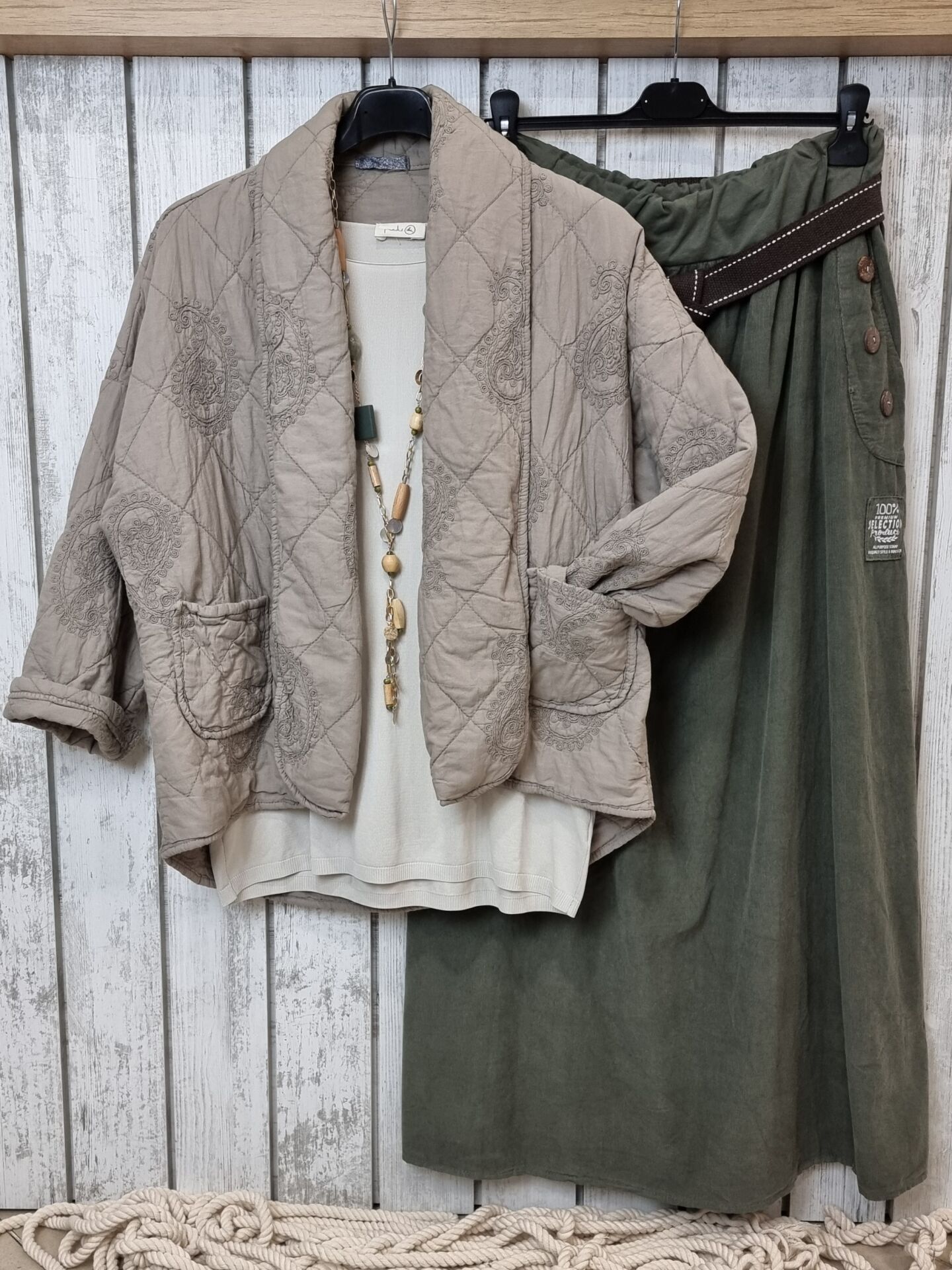 Bol Kesim Kadife Uzun Etek Haki