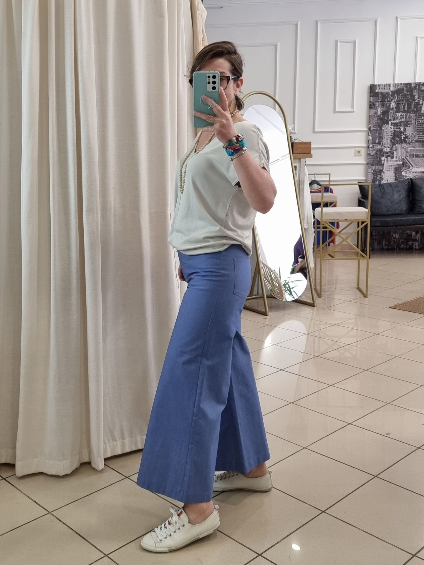 Yumuşak Triko V yaka Tişört Taş Rengi