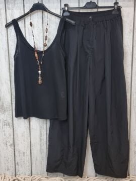 İnce Askılı Siyah Atlet