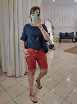 Yırtıklı Likralı İtalyan Bordo Şort