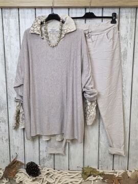 Bej Yumuşak Doku Düz Kesim Triko Kazak İtalyan