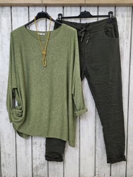 Yeşil Yumuşak Doku Düz Kesim İtalyan Triko Kazak