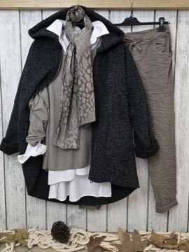 Siyah Kısa Buklet Kaban İtalyan