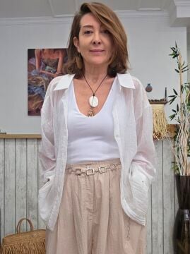 İncecik Açık Yaka Pamuk Gömlek Beyaz