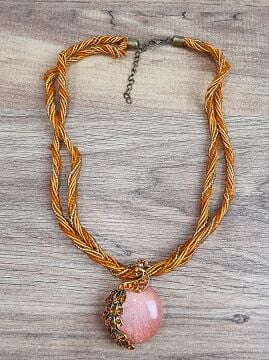 Retro Turuncu Taş Kolye