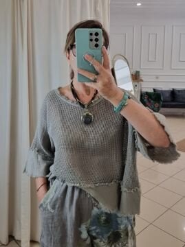 Retro Siyah Taş Kolye