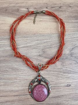 Retro Bordo Taş Kolye