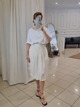 Beli Lastikli Oval Kesim Ekru Etek